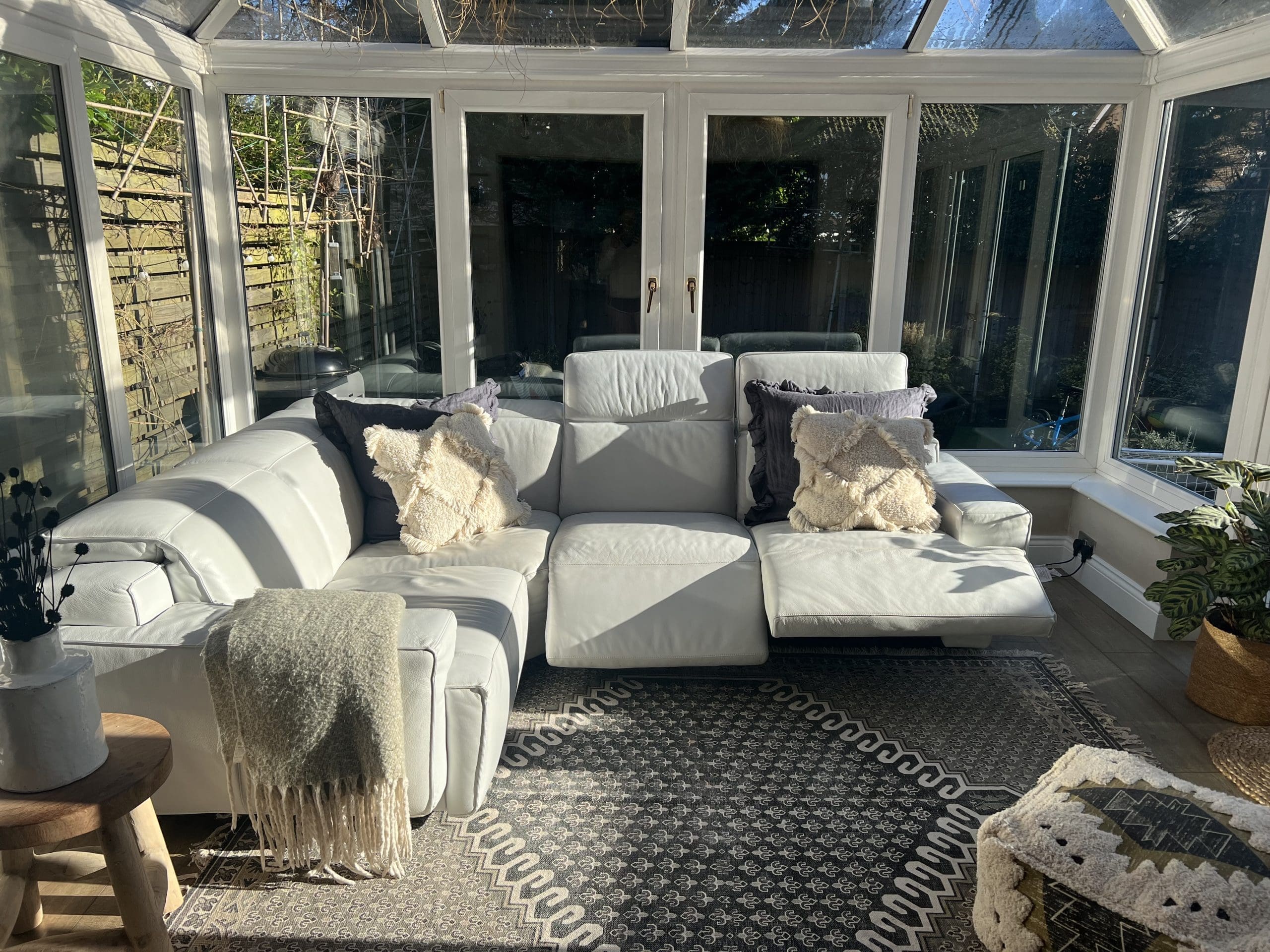 Natuzzi Cream Electric Corner Recliner Sofa