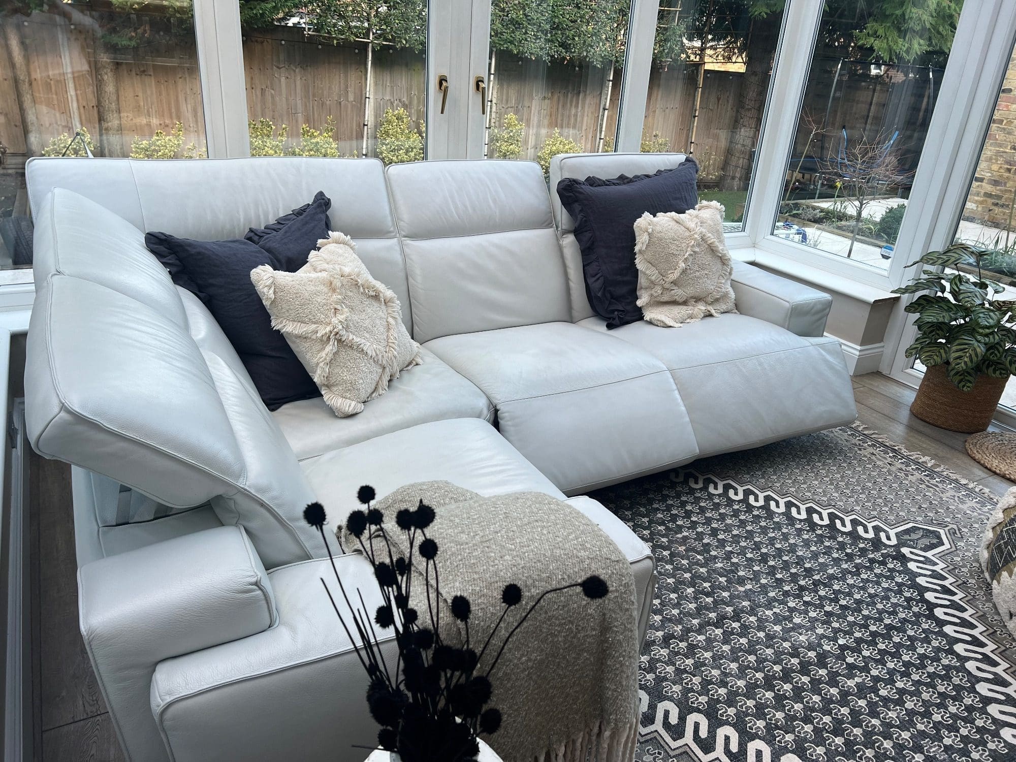 Natuzzi Cream Electric Corner Recliner Sofa