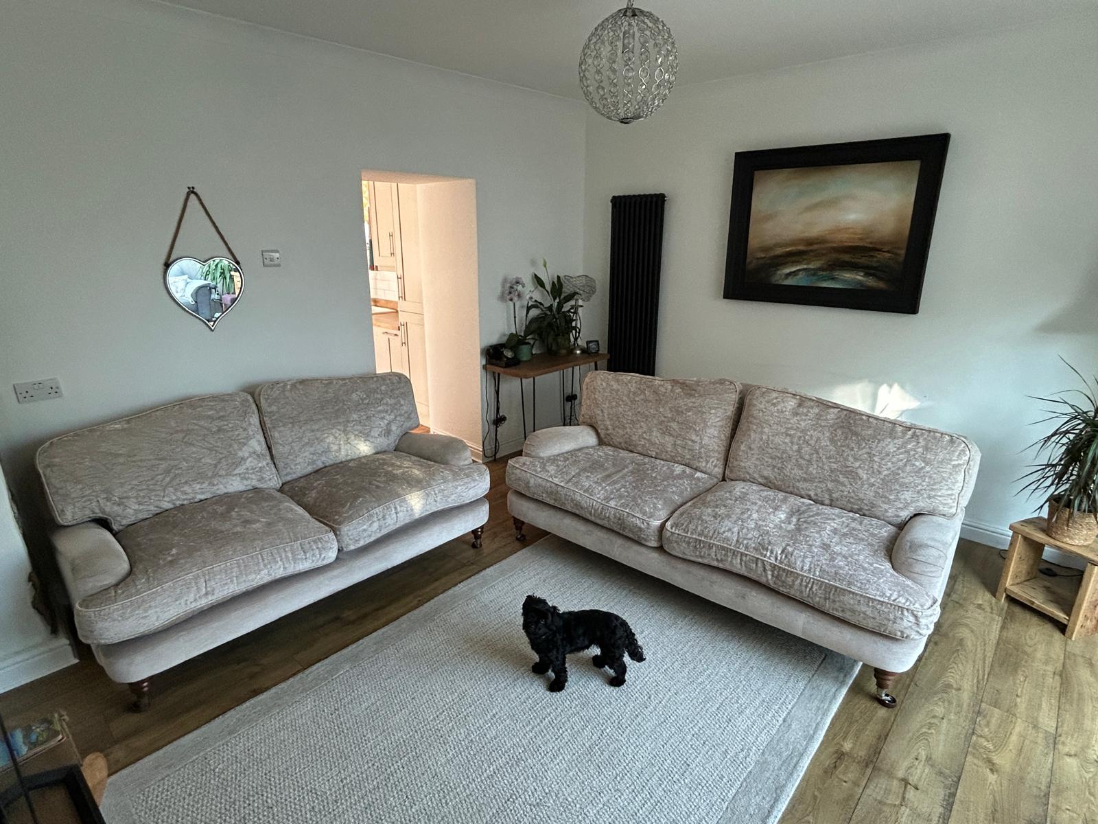 Classic 2-Seater & 3-Seater Sofa Set with Castor Legs